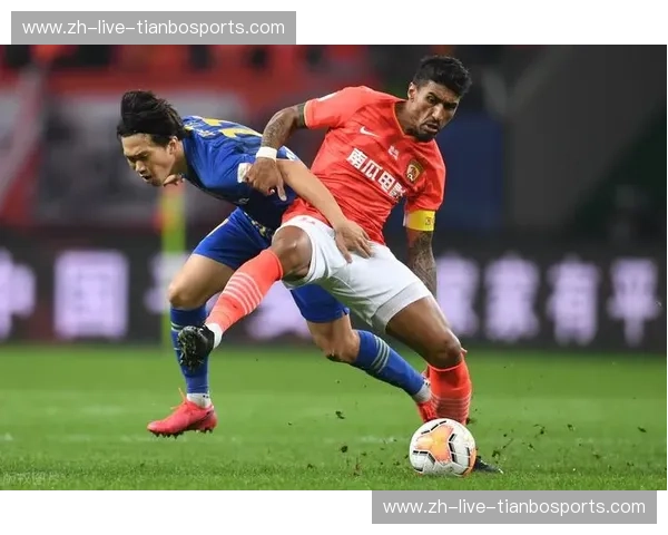 巅峰对决，荣耀之巅：恒大苏宁超级杯，一场荡气回肠的足球史诗